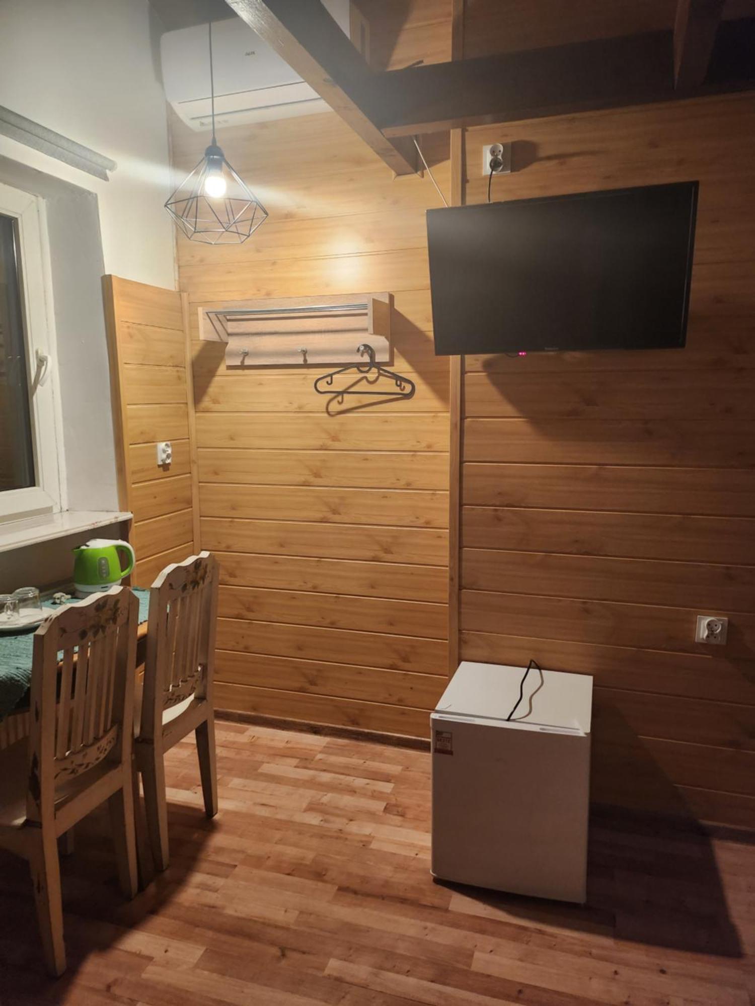 Goscinna Hacjenda Radwanice Exteriör bild